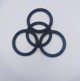 Kunststoff- und Gummiteile